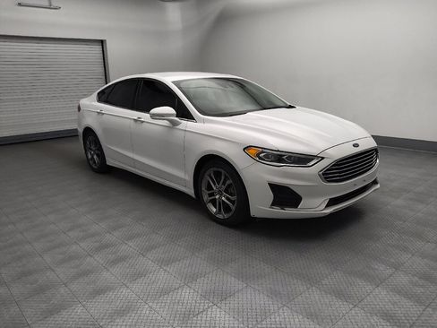 Used 2020 Ford Fusion SEL FWD image 11