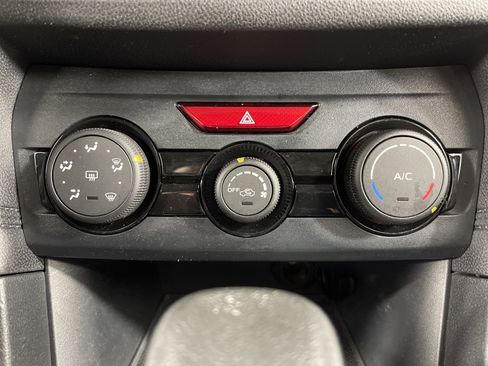 Used 2019 Subaru Impreza 2.0i image 23