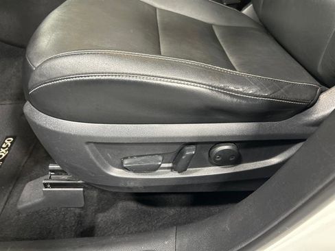 Used 2019 INFINITI QX50 Luxe image 19