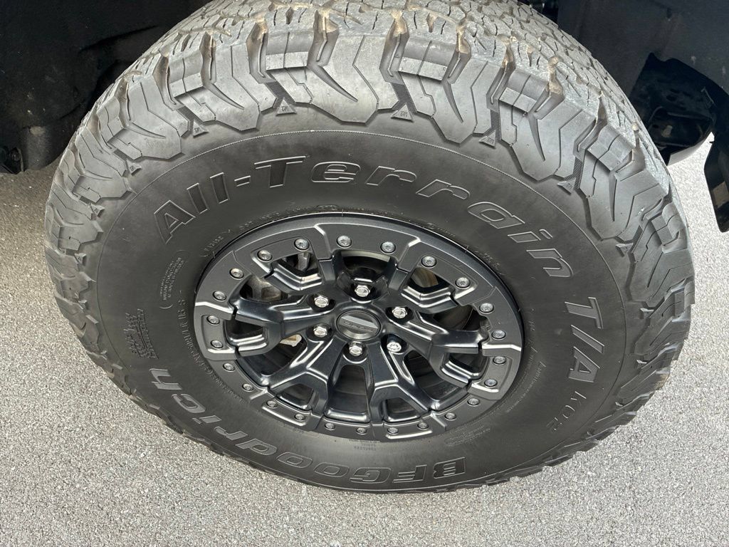 Used 2023 Ford Bronco Raptor AWD/4WD image 6