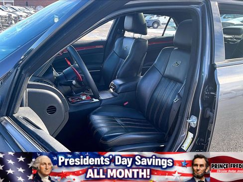 Used 2022 Chrysler 300 S image 21