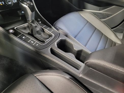 Used 2024 Volkswagen Jetta SE FWD image 26
