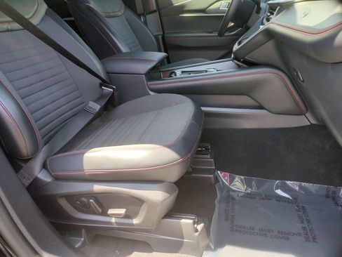 Used 2025 Ford Explorer ST-Line w/ ST-Line Street Pack AWD/4WD image 19