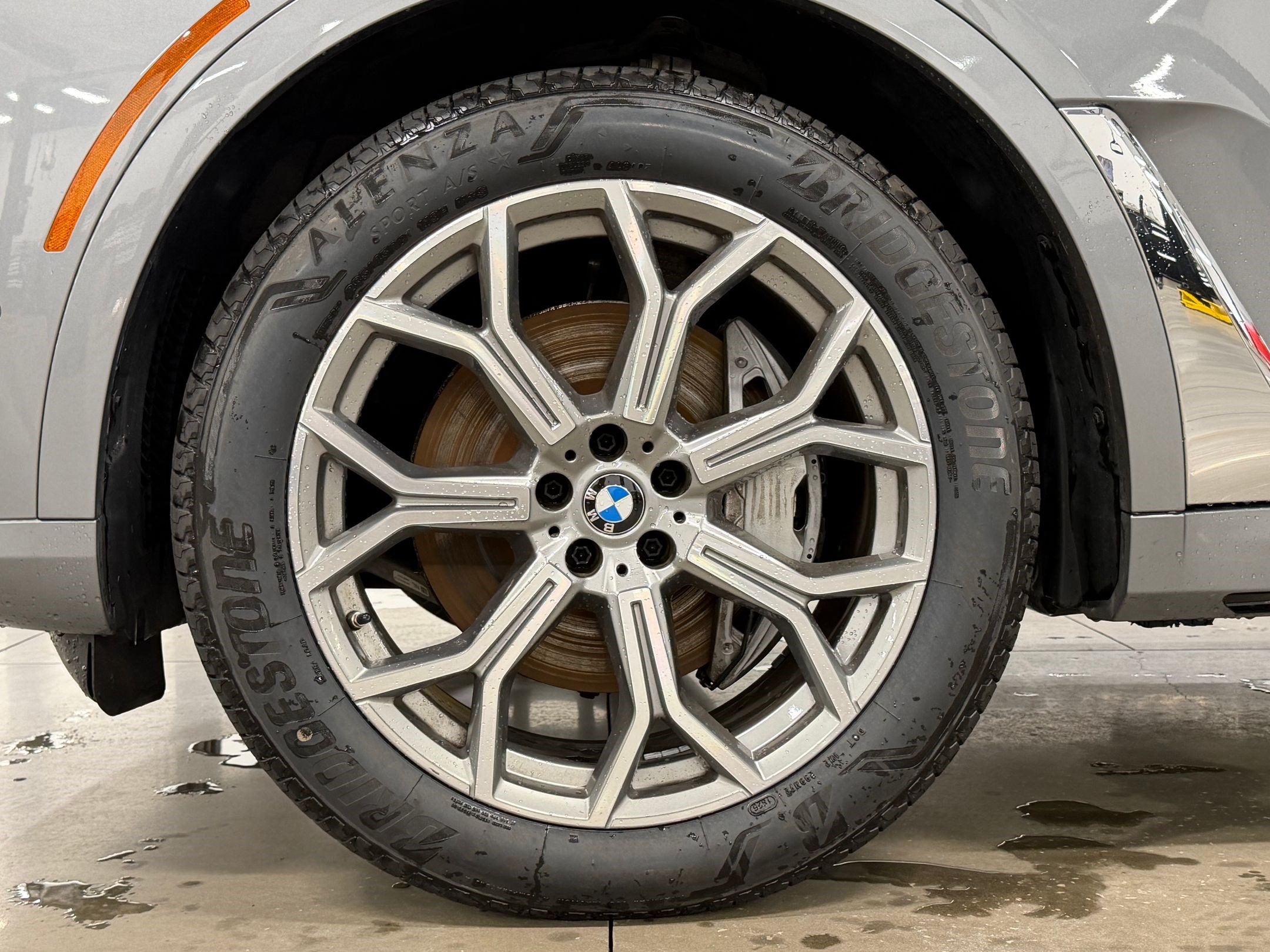 Used 2025 BMW X7 xDrive40i AWD/4WD image 12