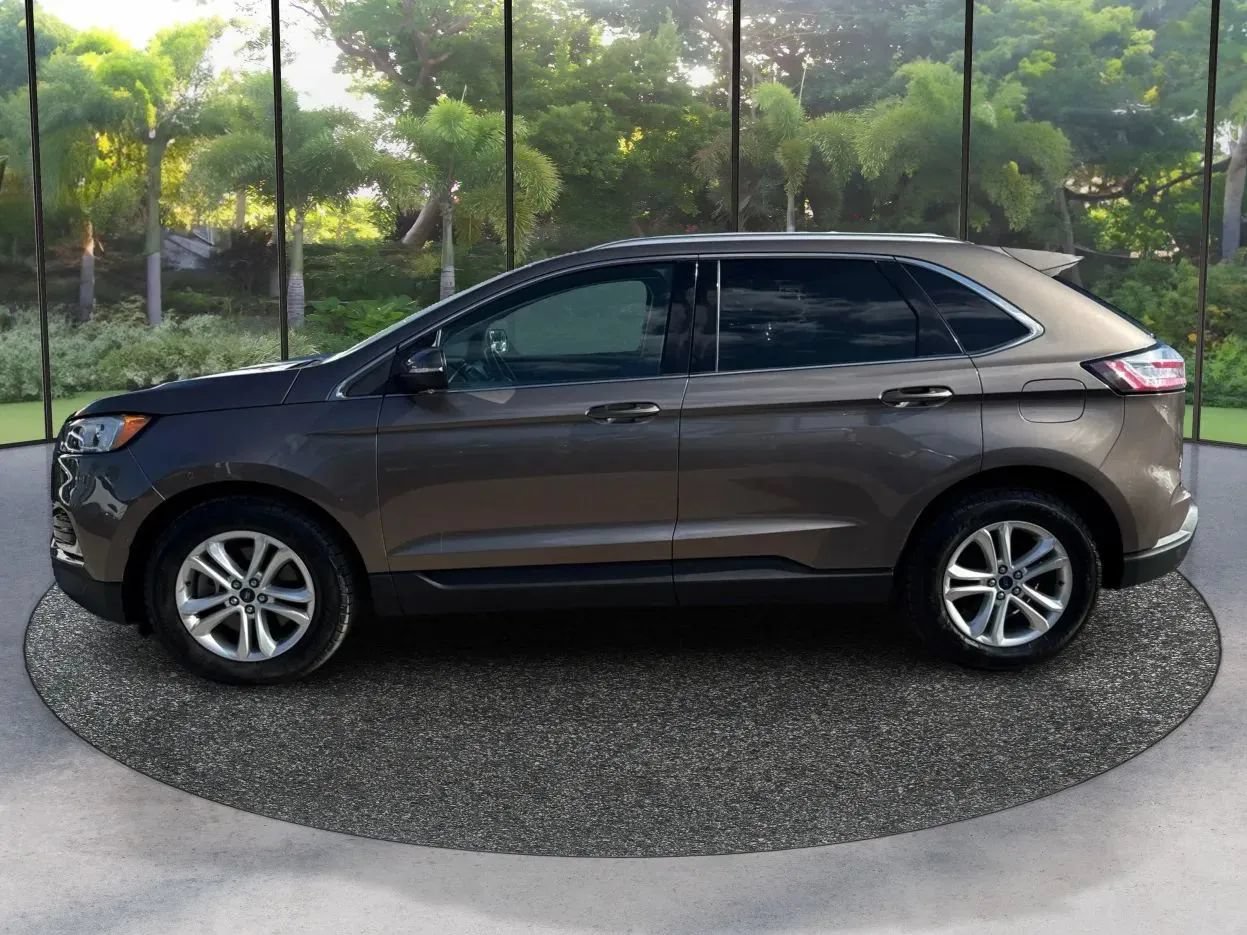 Used 2019 Ford Edge SEL w/ Equipment Group 201A AWD/4WD image 8