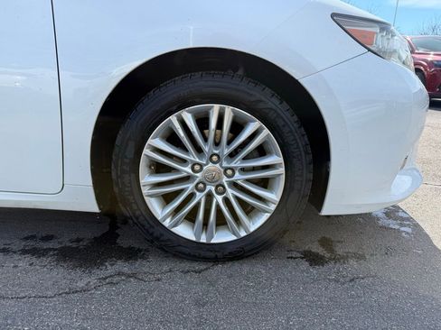 Used 2013 Lexus ES 350 w/ Luxury Pkg image 26