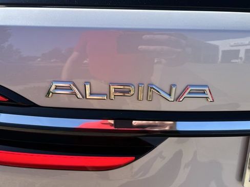 Certified 2025 BMW ALPINA XB7 AWD/4WD image 8