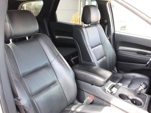 Used 2020 Dodge Durango SXT image 16