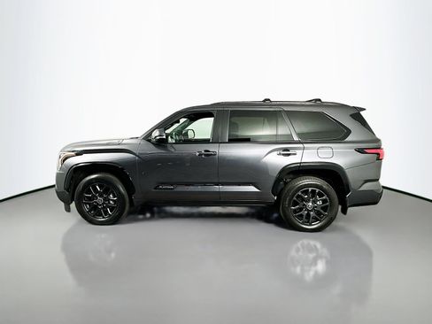Certified 2024 Toyota Sequoia Platinum AWD/4WD image 4