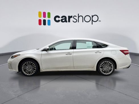 Used 2017 Toyota Avalon Limited w/ Carpet Mat Package image 2