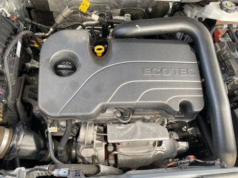 Certified 2024 Chevrolet Equinox RS w/ LPO, Floor Liner Package image 20