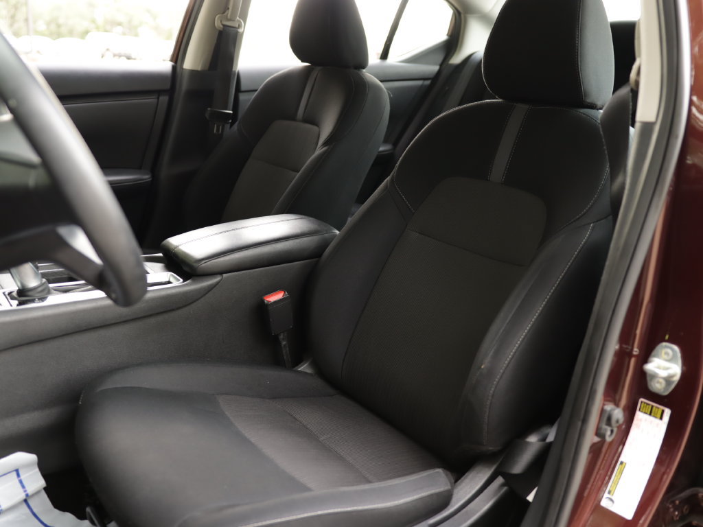 Used 2024 Nissan Sentra SV FWD image 19