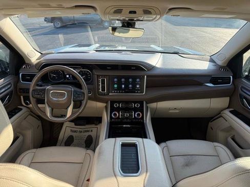 Used 2021 GMC Yukon Denali w/ Denali Premium Package image 22