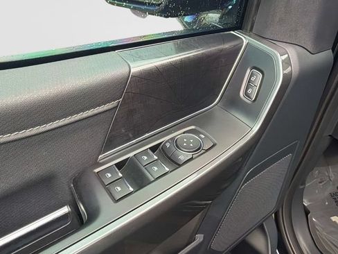 Used 2022 Ford F150 XLT w/ Equipment Group 302A High AWD/4WD image 18