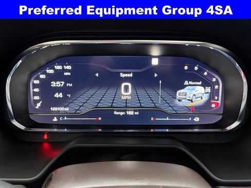 Used 2022 GMC Yukon SLT w/ SLT Premium Package image 4