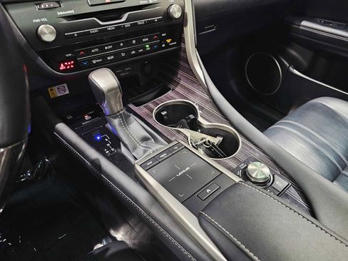 Used 2022 Lexus RX 350L Luxury image 17