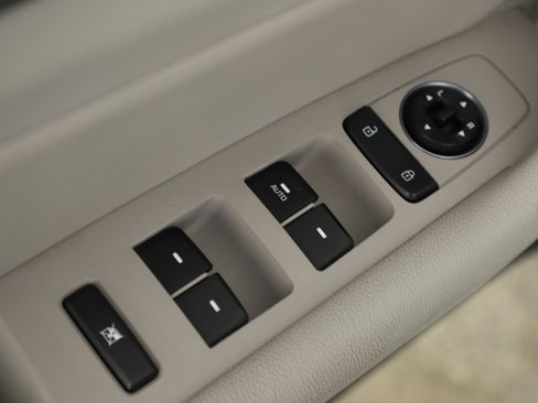 Used 2015 Hyundai Sonata SE w/ Option Group 09 image 9