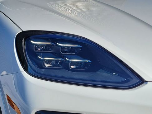 New 2026 Porsche Cayenne image 15