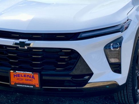 New 2026 Chevrolet Trax ACTIV FWD image 12