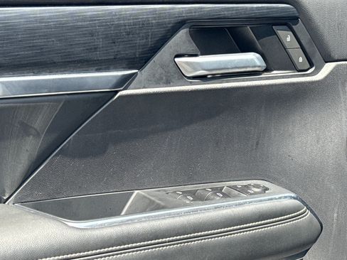 Used 2025 GMC Acadia Elevation FWD image 14