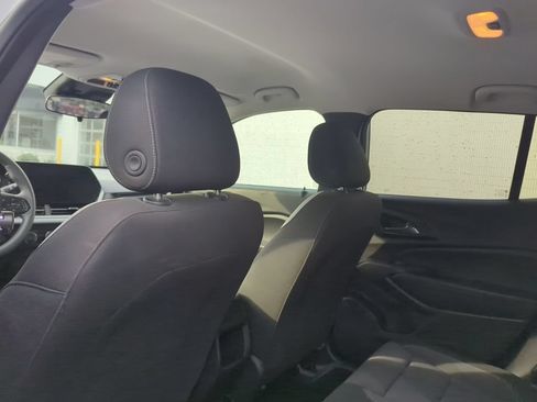 Used 2025 Chevrolet Trax LS w/ Driver Confidence Package FWD image 9