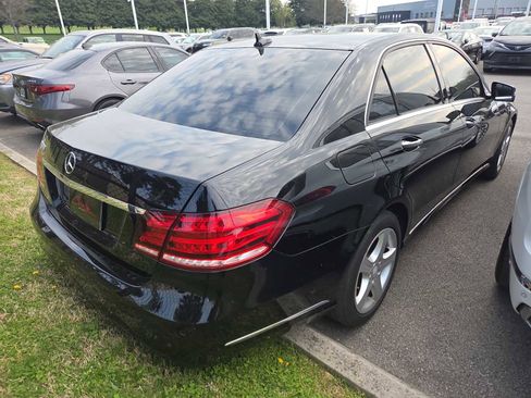 Used 2014 Mercedes-Benz E 350 Sedan w/ Premium 1 Package image 5