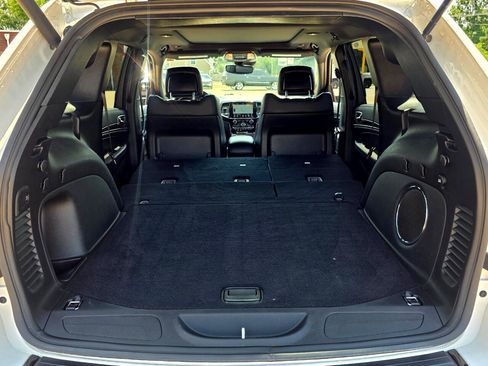 Used 2021 Jeep Grand Cherokee Limited X image 19