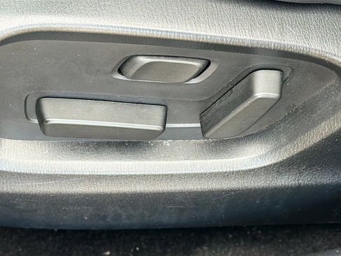 Used 2022 MAZDA CX-9 Touring w/ Touring Premium Package image 25