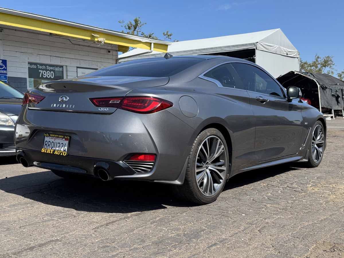 Used 2020 INFINITI Q60 3.0t Luxe RWD image 6