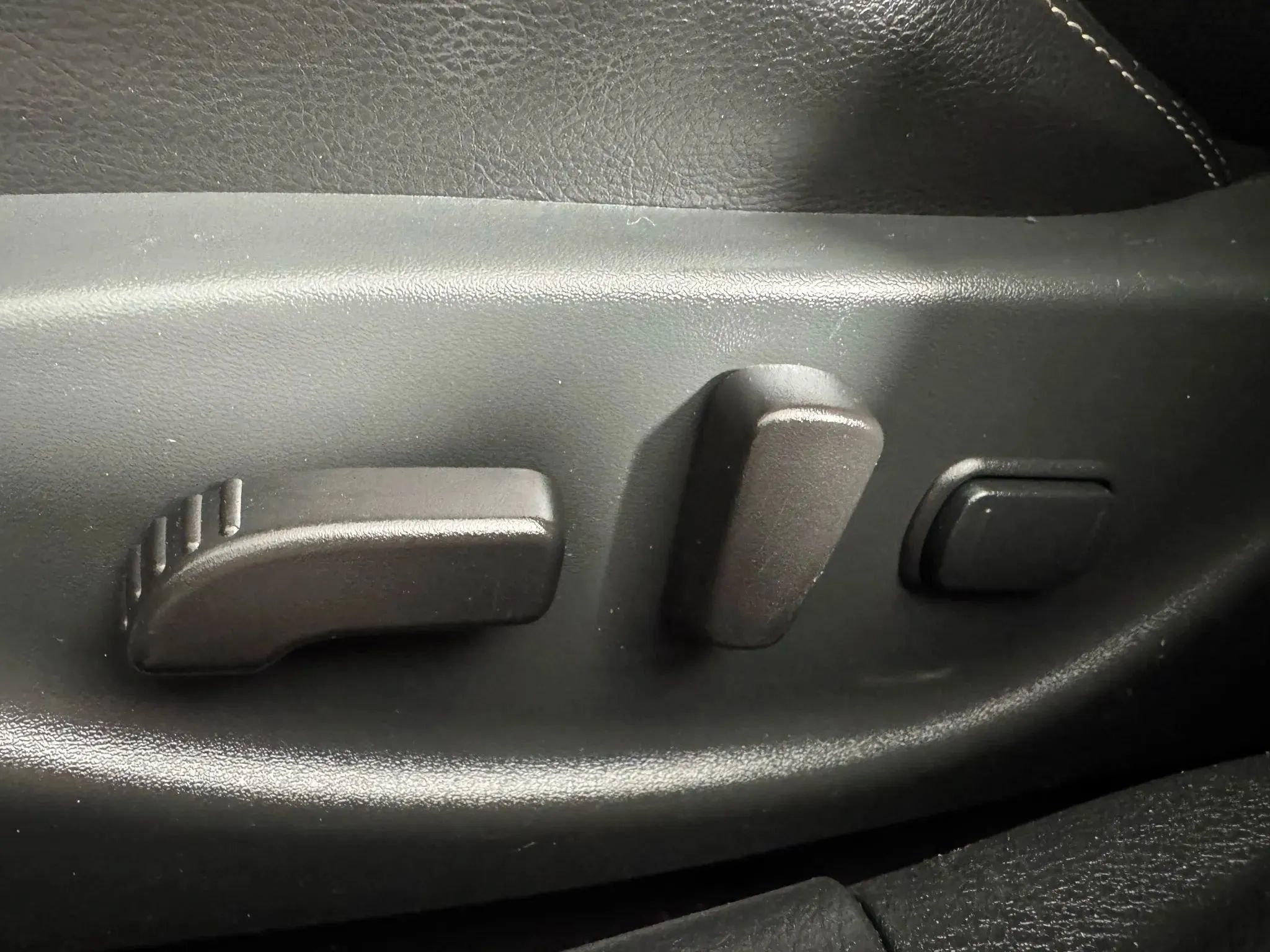 Used 2023 Nissan Maxima SV w/ Floor Mat Group FWD image 33