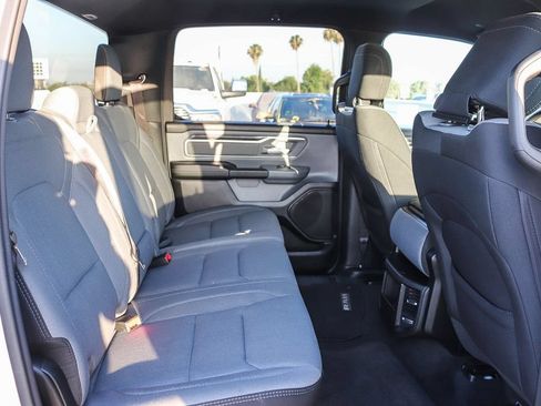 Used 2022 RAM 1500 Big Horn AWD/4WD image 18