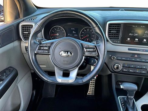 Certified 2022 Kia Sportage Nightfall Edition image 5