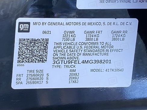 Used 2021 GMC Sierra 1500 Denali w/ LPO, GMC Protection Package image 33
