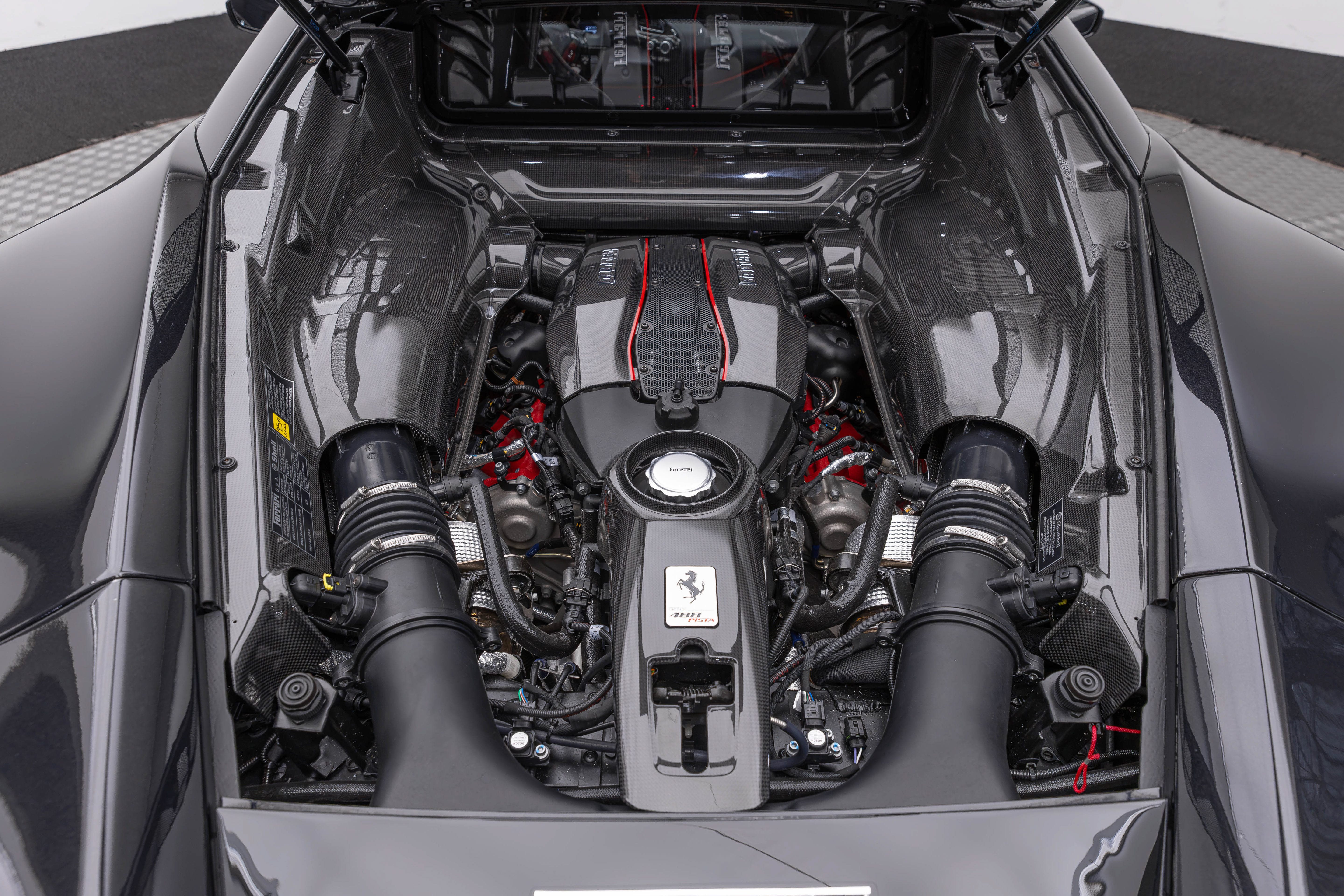 Used 2019 Ferrari 488 Pista Coupe RWD image 51