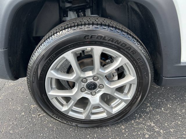 Used 2025 Jeep Compass Limited AWD/4WD image 19