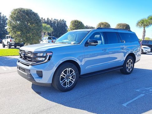 New 2026 Ford Expedition Max Active RWD image 4