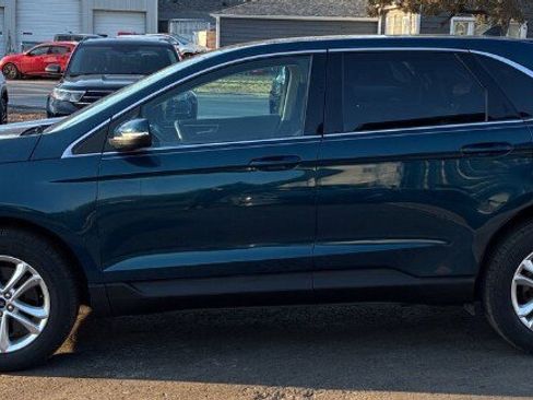 Used 2020 Ford Edge SEL w/ Convenience Package image 4