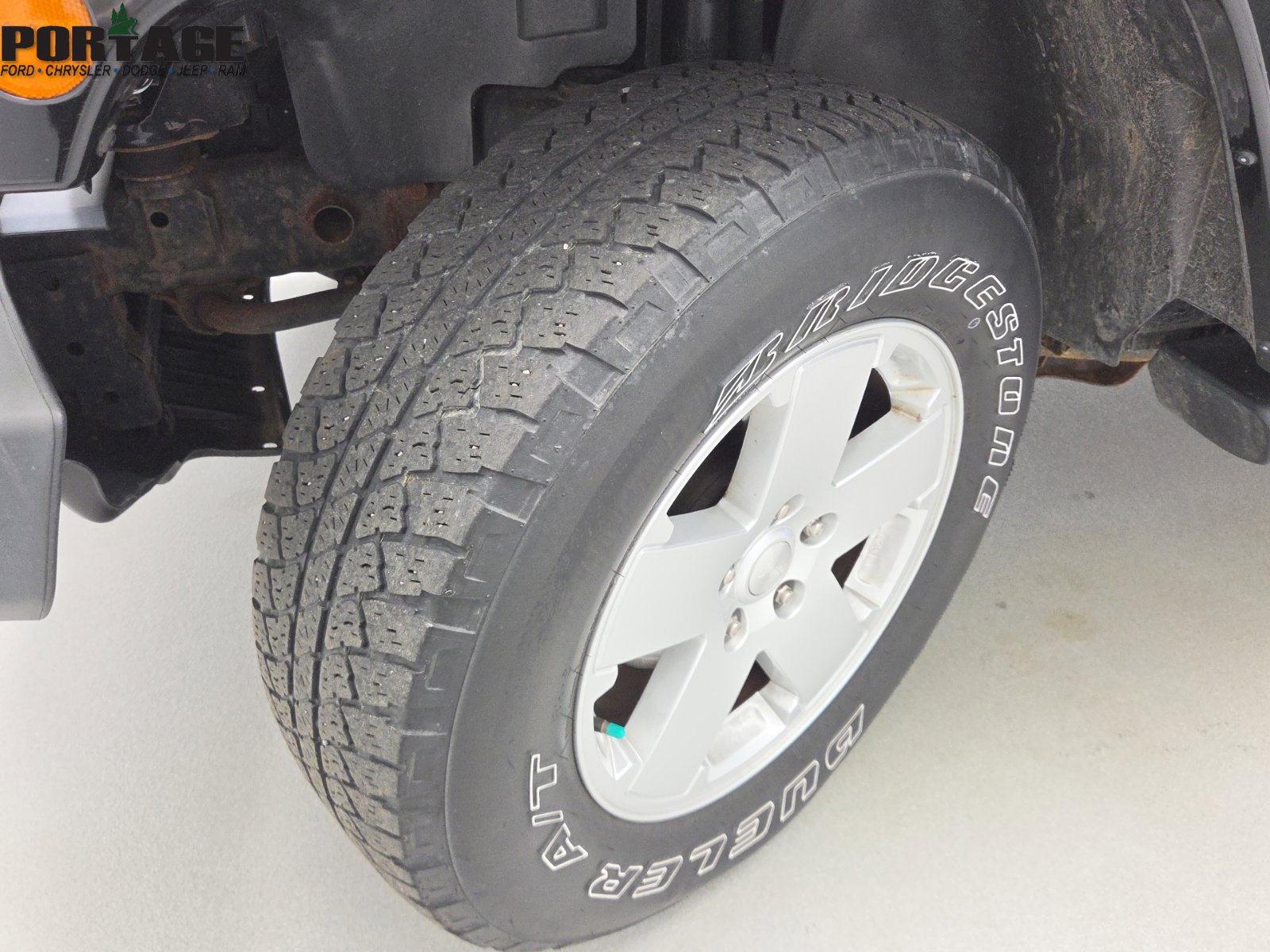 Used 2012 Jeep Wrangler Unlimited Sahara w/ Connectivity Group AWD/4WD image 39