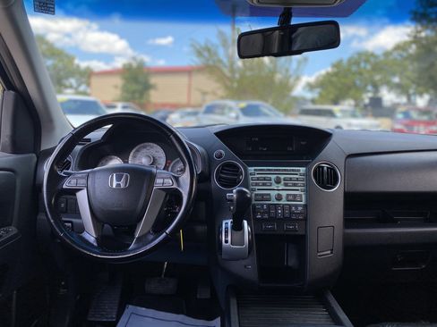 Used 2010 Honda Pilot EX-L image 14