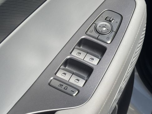 Certified 2025 Hyundai Palisade SEL FWD image 25