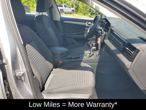 Used 2025 Volkswagen Jetta S FWD image 9