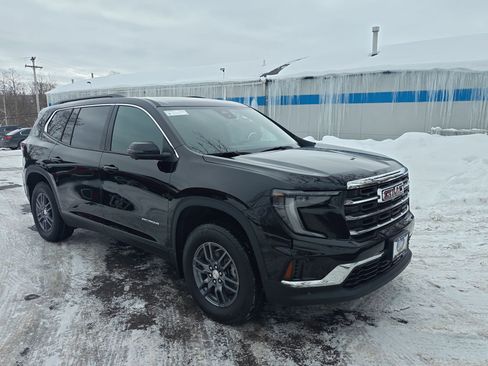 Used 2025 GMC Acadia Elevation w/ LPO, Floor Liner Package image 7