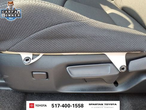 Used 2025 Toyota 4Runner SR5 AWD/4WD image 16