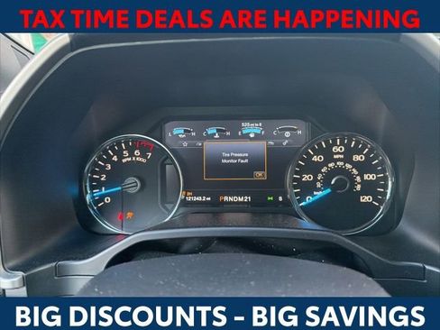 Used 2015 Ford F150 Lariat w/ Equipment Group 502A Luxury image 12