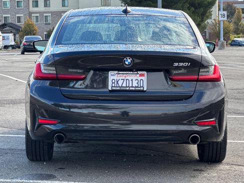 Used 2019 BMW 330i Sedan w/ Convenience Package image 4