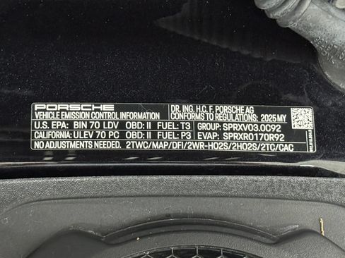 Used 2025 Porsche 911 Carrera RWD image 96