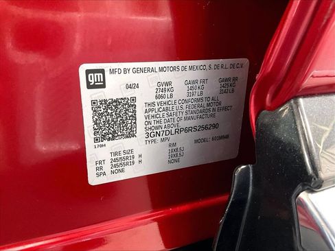 Used 2024 Chevrolet Equinox EV LT FWD image 35