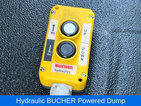 New 2025 Ford F350 XL w/ XL Chrome Package image 3