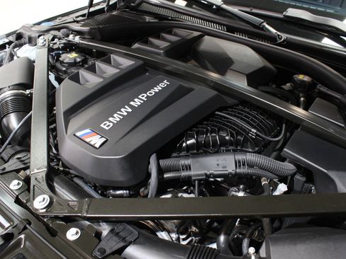 Used 2022 BMW M4 xDrive Competition image 32