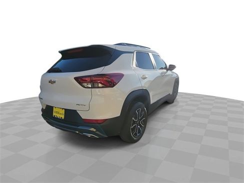 Used 2023 Chevrolet TrailBlazer ACTIV w/ Convenience Package image 8